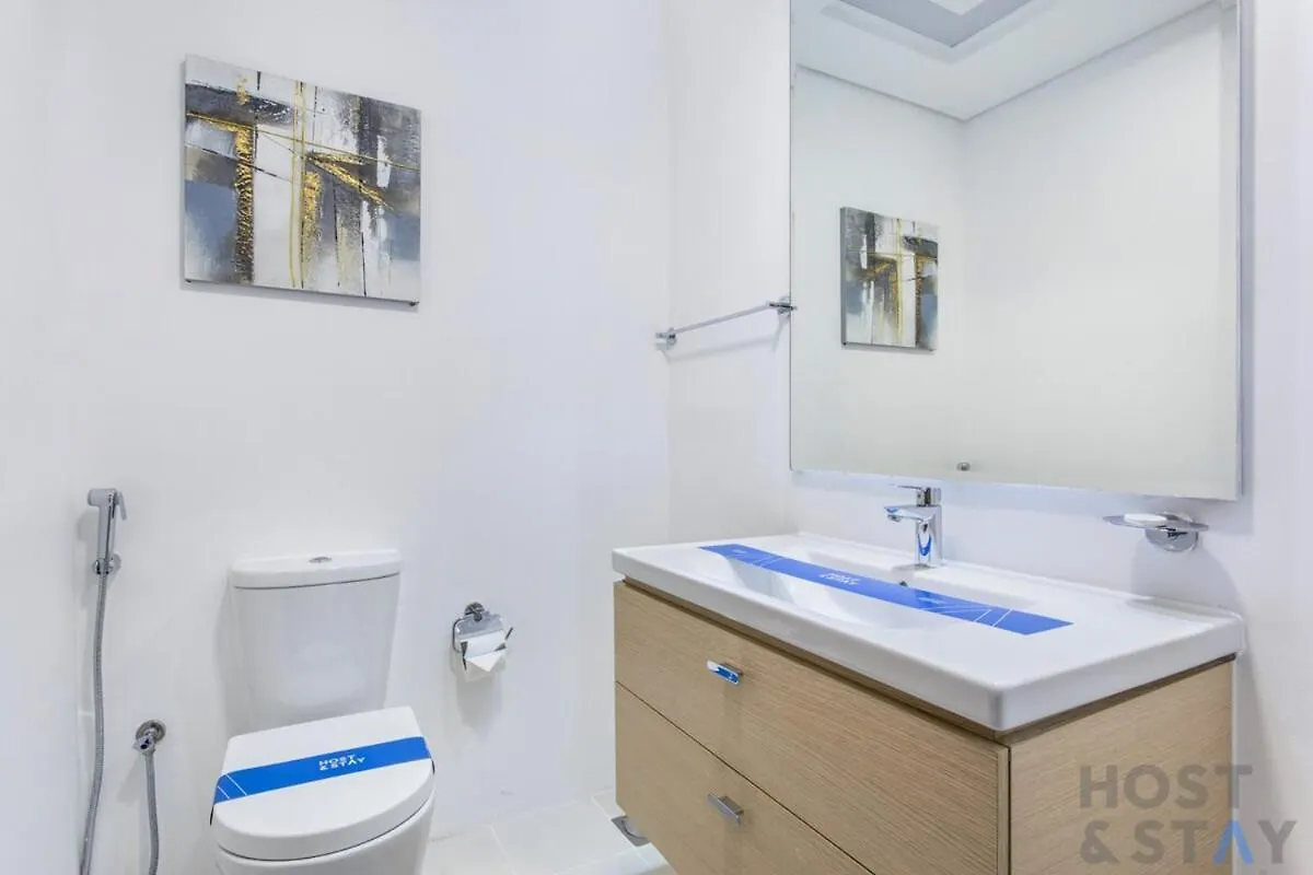 Boutique 2Br At Damac Hills, Dubai - Host & Stay Διαμέρισμα