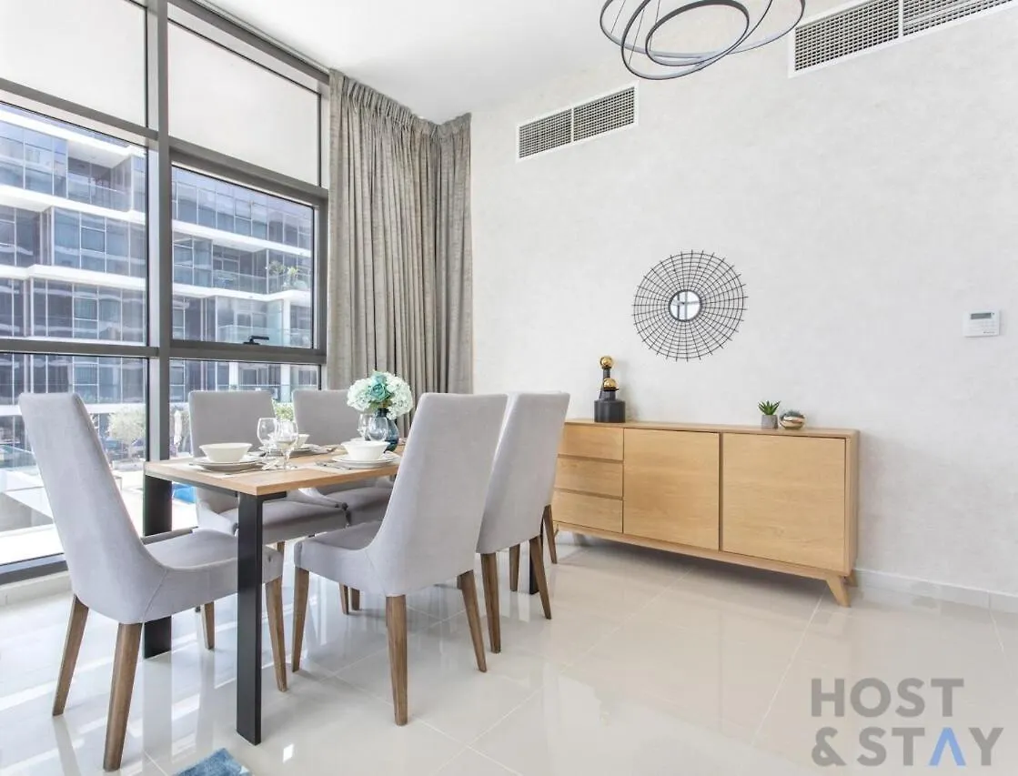 Boutique 2Br At Damac Hills, Dubai - Host & Stay Ηνωμένα Αραβικά Εμιράτα