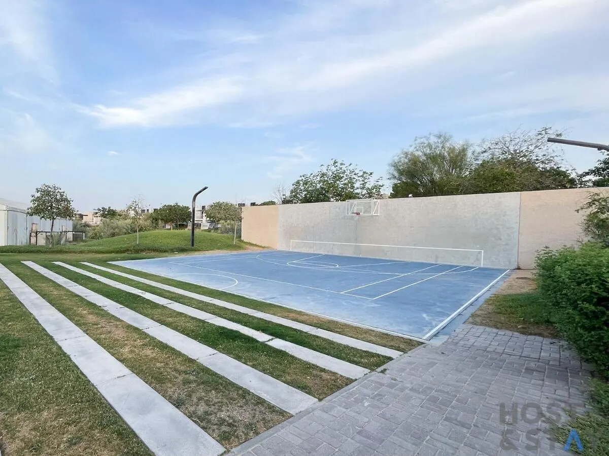 Διαμέρισμα Boutique 2Br At Damac Hills, Dubai - Host & Stay Ηνωμένα Αραβικά Εμιράτα