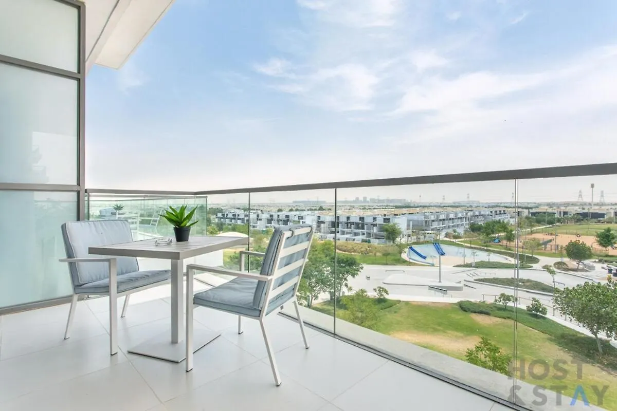 Boutique 2Br At Damac Hills, Dubai - Host & Stay 0*,