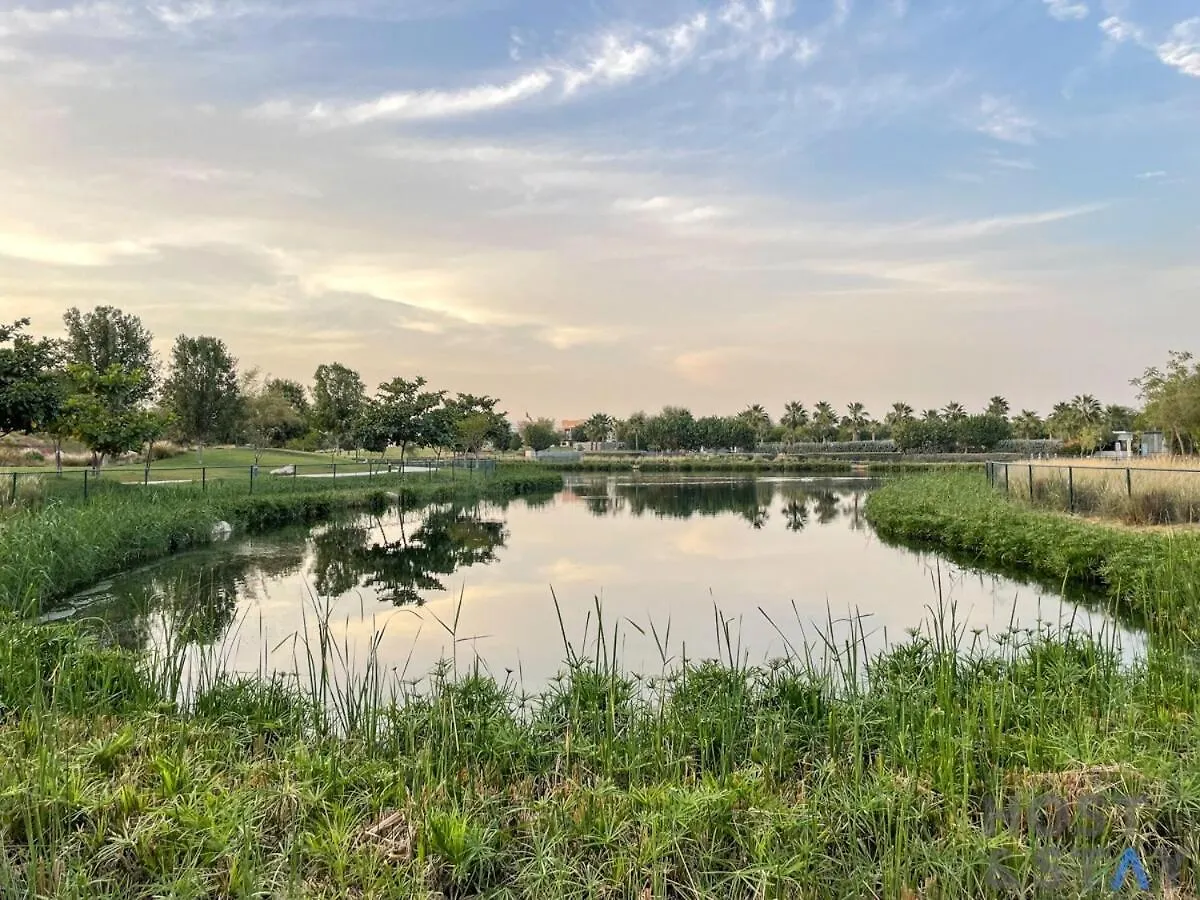 Boutique 2Br At Damac Hills, Dubai - Host & Stay Apartment