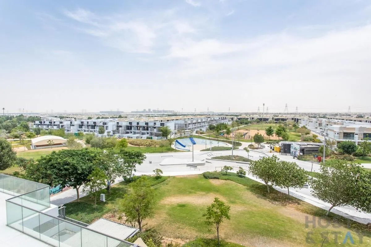 Boutique 2Br At Damac Hills, Dubai - Host & Stay Apartment